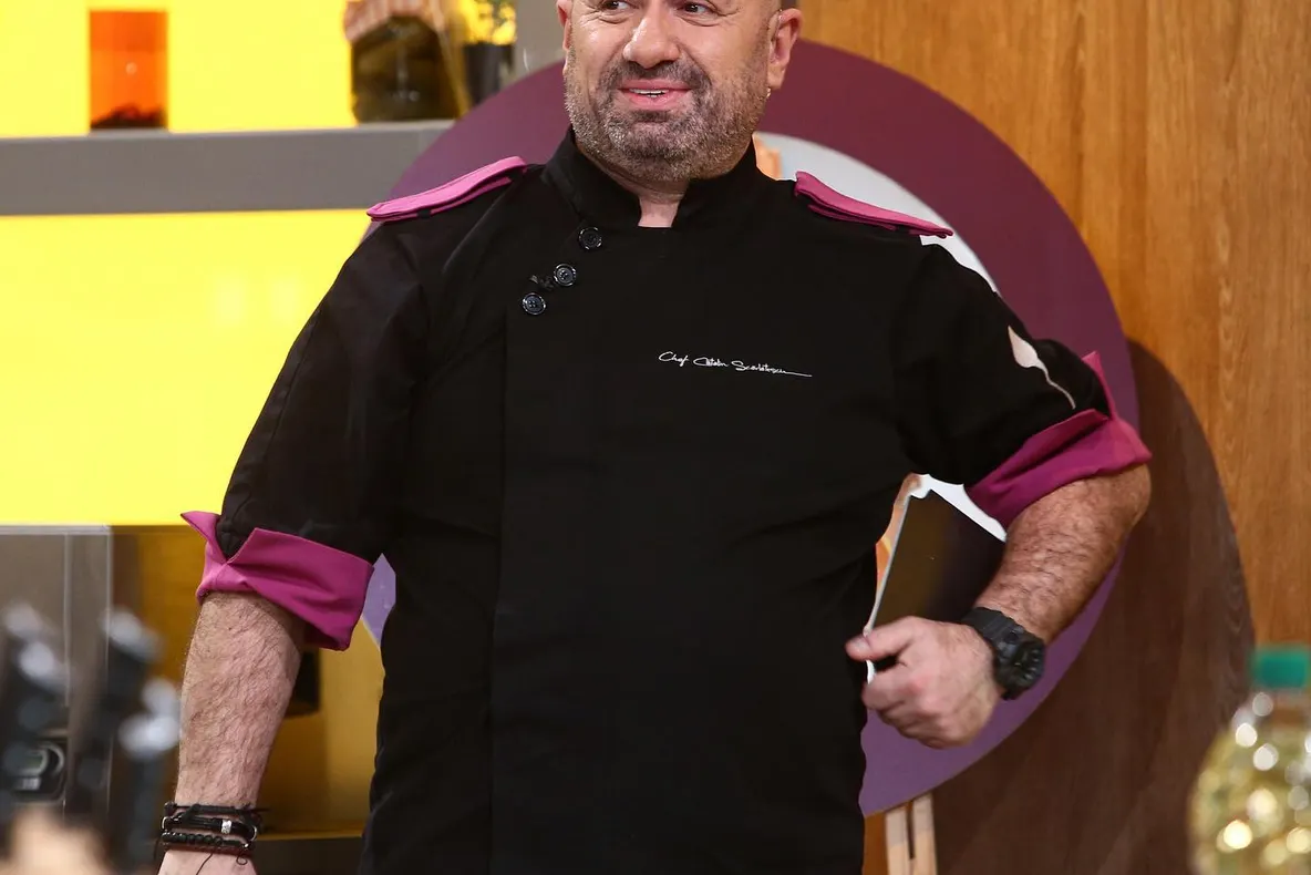 Ce prețuri are restaurantul lui Cătălin Scărlătescu. O porție de cartofi prăjiți costă cât un meniu întreg