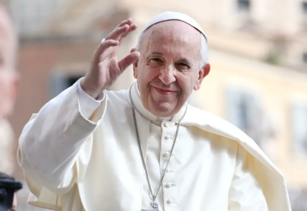 Promisiunea pe care Papa Francisc a făcut-o în fața singurei femei din lume pe care a iubit-o