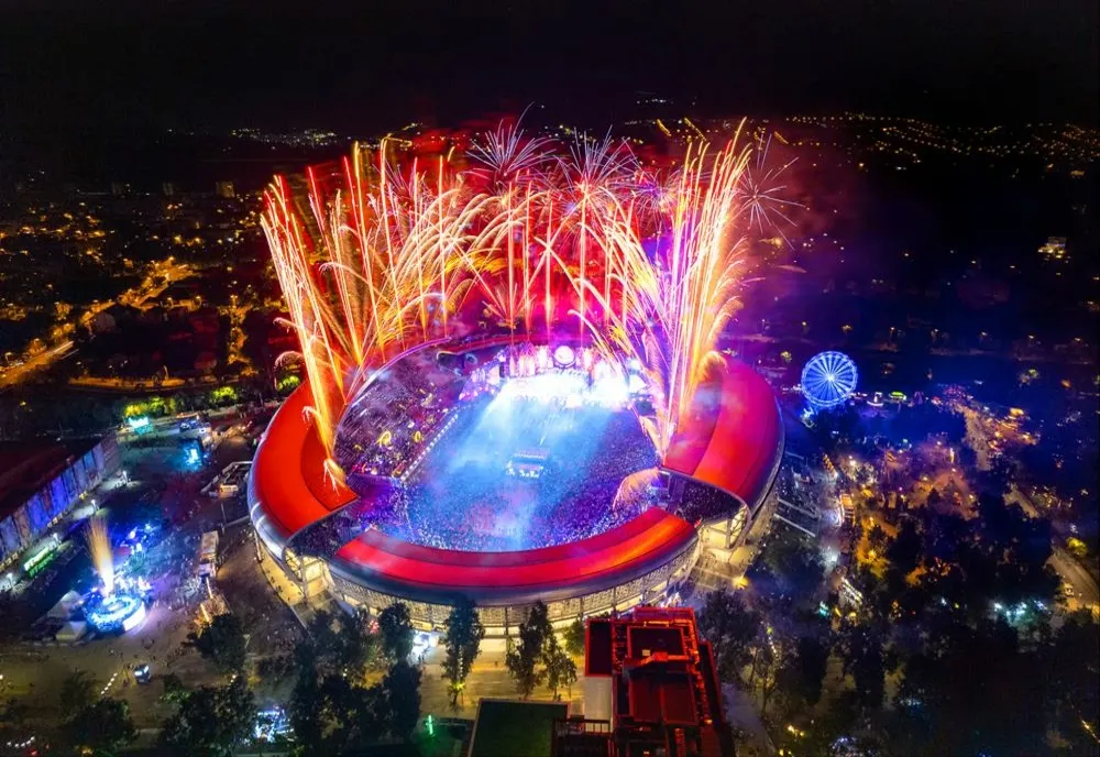 ANUNȚ MISTERIOS: „ULTIMUL UNTOLD LA CLUJ...THE END OF A DECADE, THE BEGINNING OF A NEW ERA!”