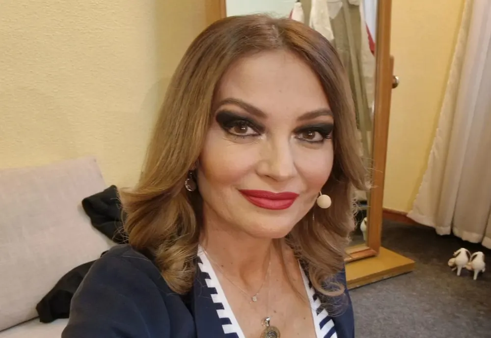 Anca Țurcașiu a devenit bunică de fetiță