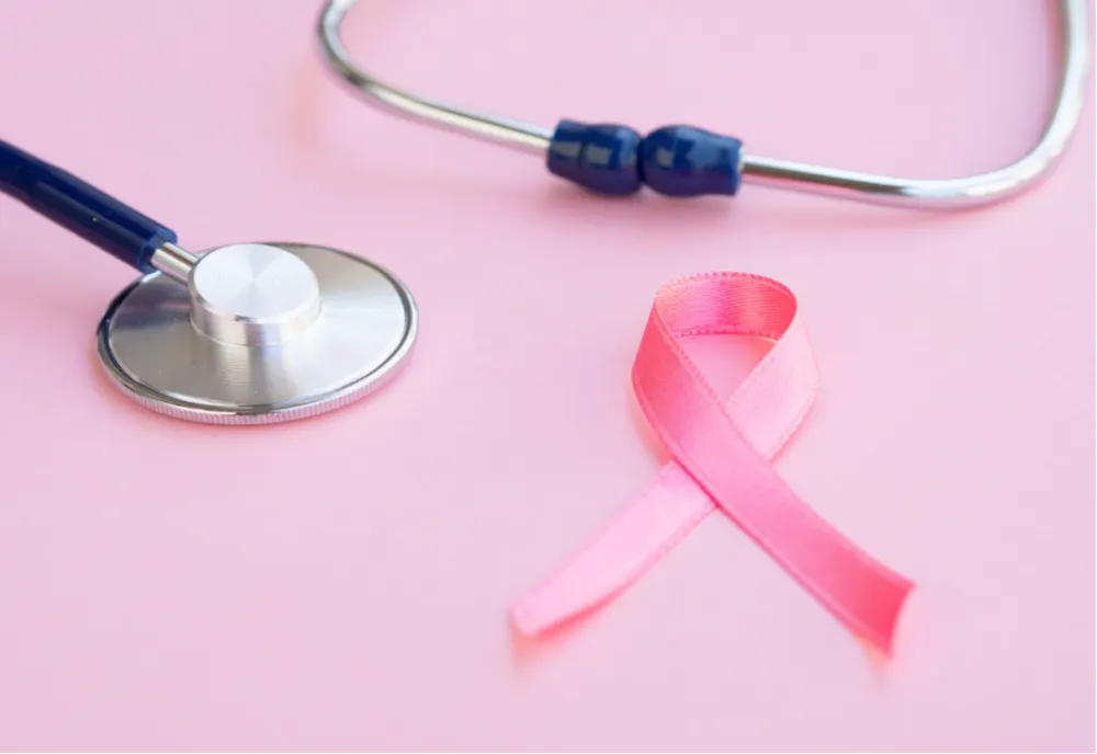 ECOGRAFIA MAMARĂ vs. MAMOGRAFIA: CARE ESTE TEHNICA POTRIVITĂ PENTRU DEPISTAREA CANCERULUI DE SÂN?