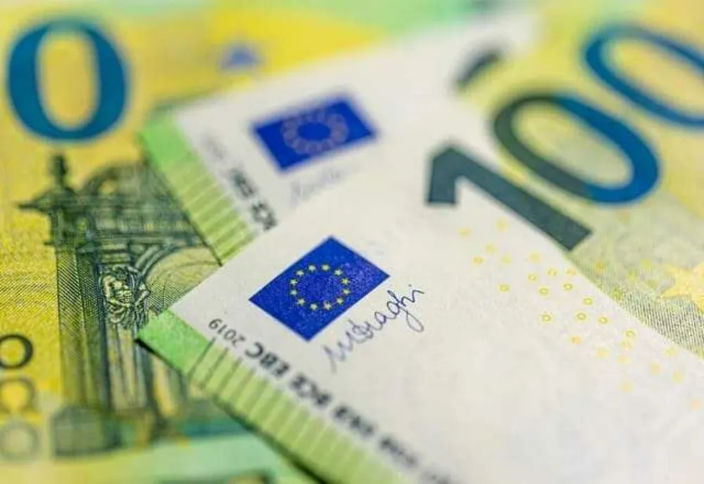 BNR: Euro atinge un nou maxim istoric  