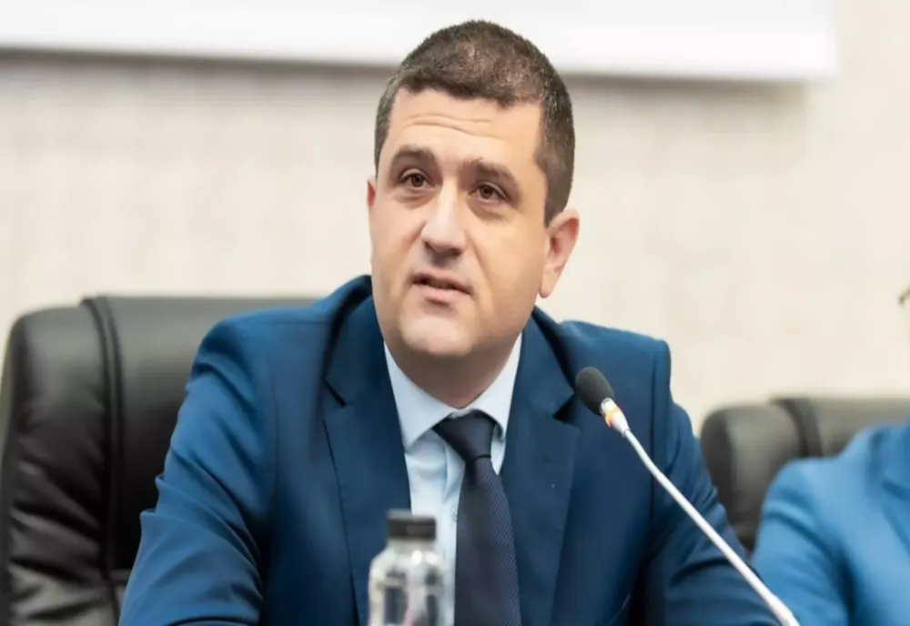 Miruță l-a anunțat pe Nicușor Dan despre situația șefului Statului Major: Dacă va cere informații suplimentare, vom pune la dispoziție