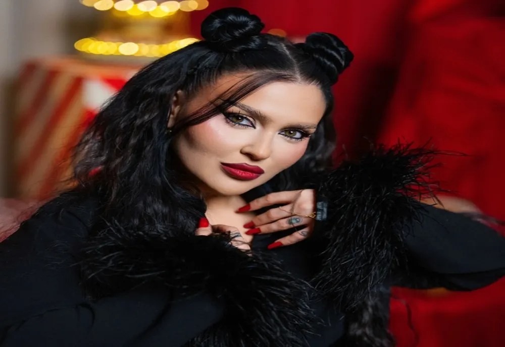 Oana Radu, taxată de fani după ce i-au văzut rochia de nașă! Artista a botezat o fetiță