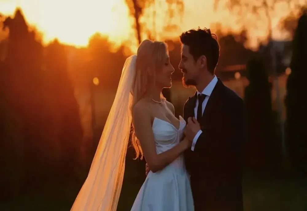Andrei Leonte, primul câștigător X Factor, s-a căsătorit! Imagini spectaculoase de la nuntă