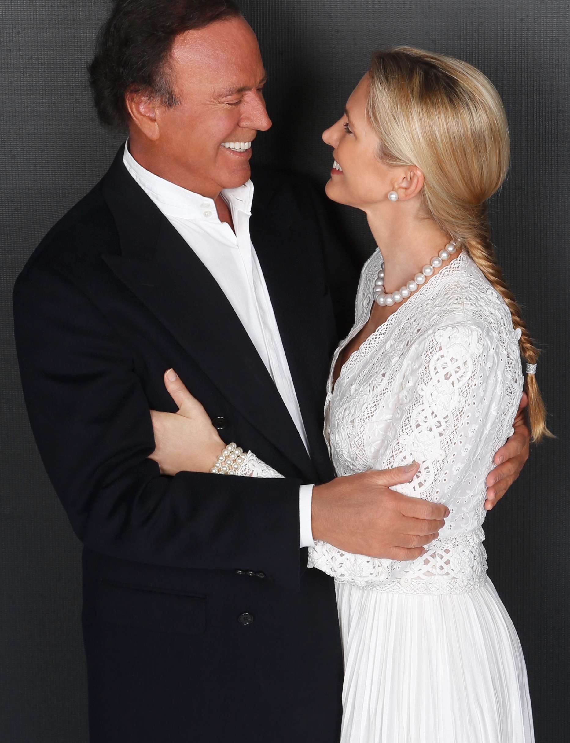 Julio Iglesias and wife Miranda Rijnsburger - TaBu